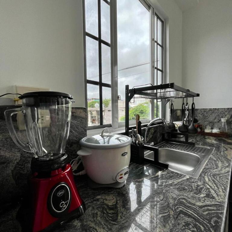 Darwin's Hideaway - One-Bedroom Apartment - 10