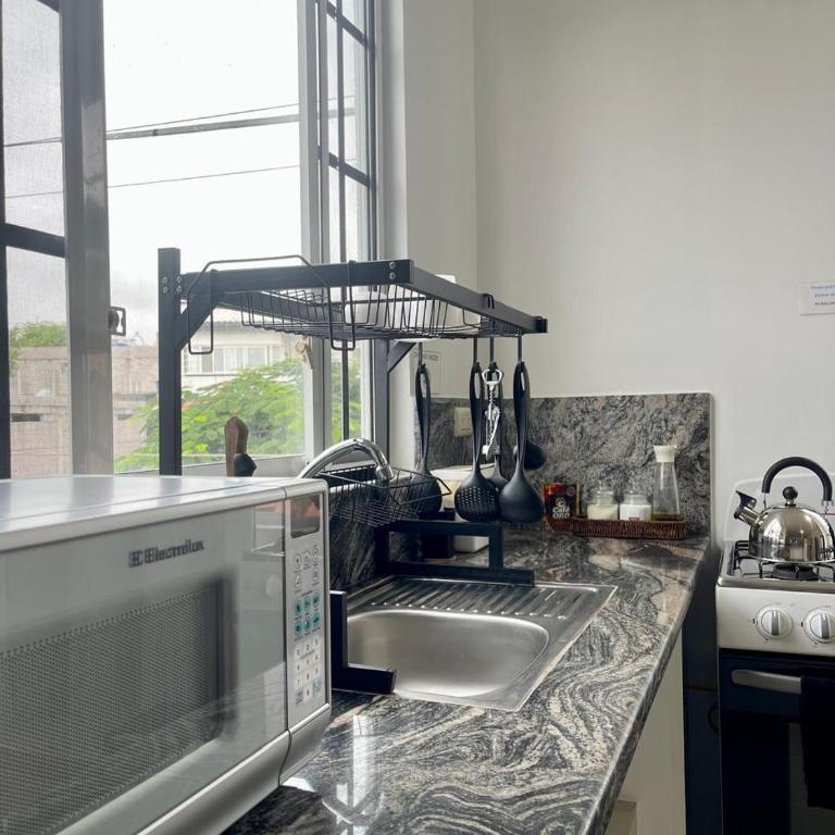Darwin's Hideaway - One-Bedroom Apartment - 9