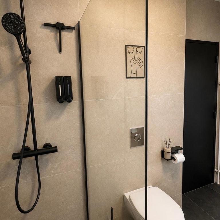Stylish studio with balcony & parking in Metz - Appartement 1 Chambre - 10