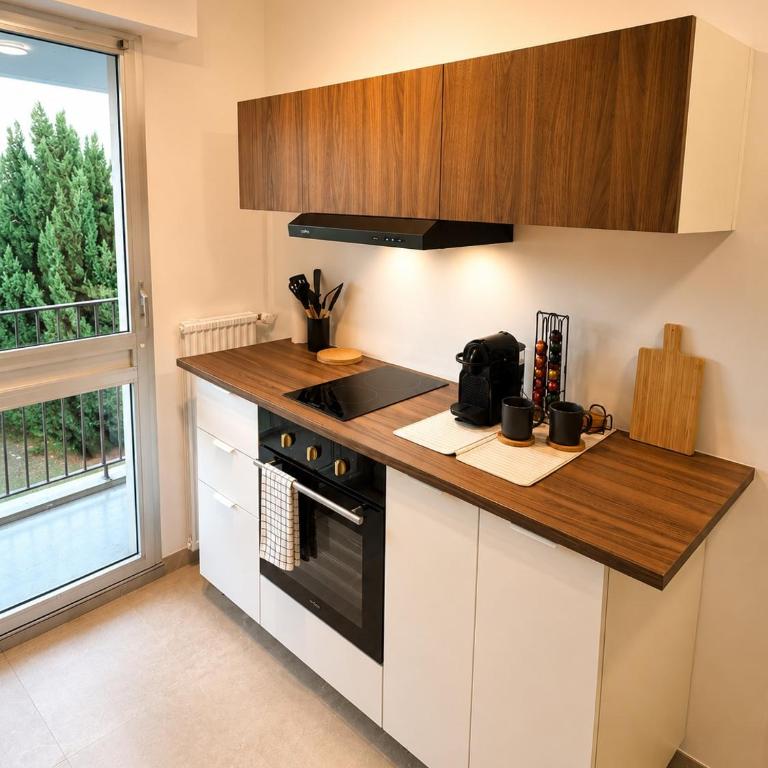 Stylish studio with balcony & parking in Metz - Appartement 1 Chambre - 6