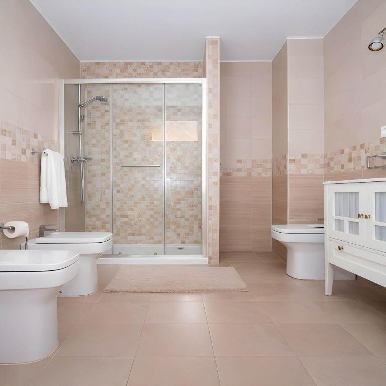 Chalet con Piscina Privada, Jardín y Gran Capacidad 18 personas - Apartment - 18