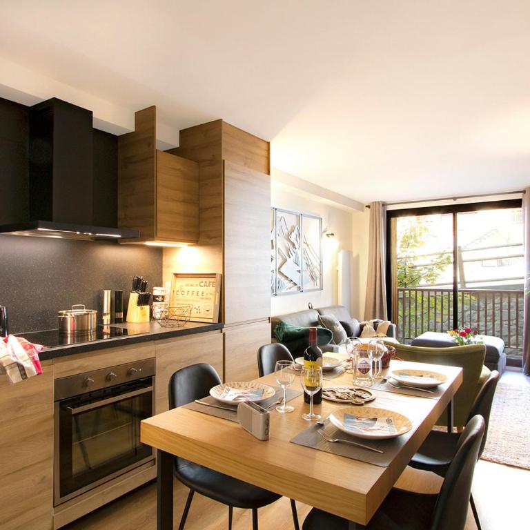 Appartement T2 calme au cœur de la station - 4 pers. - FR-1-905-15 - Apartment - 2