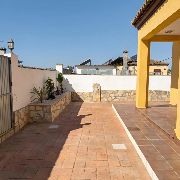 Chalet con piscina privada Lugar tranquilo con Palmeras - Apartment - 8