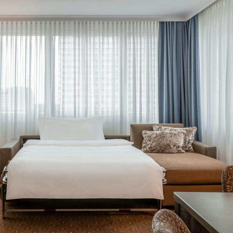 The Westin Grand Munich - Junior Suite mit Zugang zur Club Lounge - 2