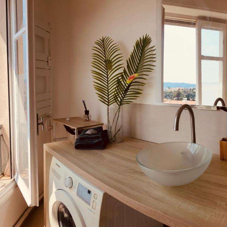 2 Pièces Vur Mer avec Balcon - Appartement 1 Chambre - 2