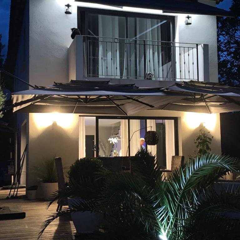 Villa Lagon - Three-Bedroom Villa - 64