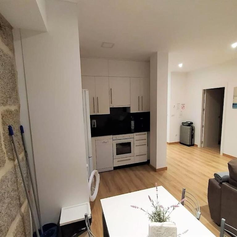 Charming Apartment in Ourense overlooking the City - Apartamento de 2 dormitorios - 4