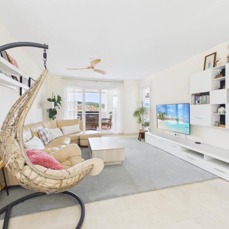 Duquesa Bella Vista - with pool and private garden - Two-Bedroom Apartment - 5