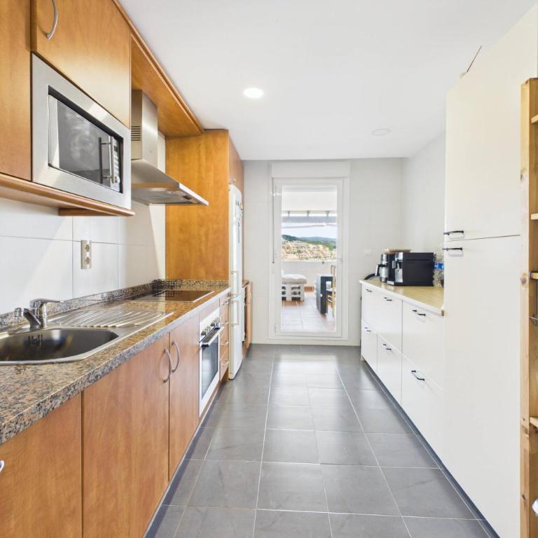 Duquesa Bella Vista - with pool and private garden - Two-Bedroom Apartment - 12