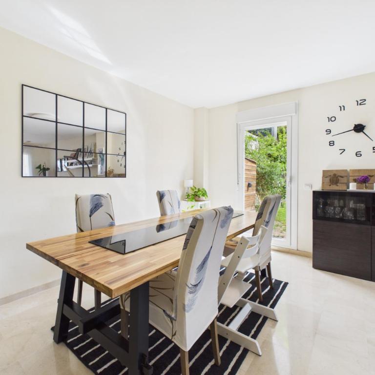 Duquesa Bella Vista - with pool and private garden - Two-Bedroom Apartment - 3