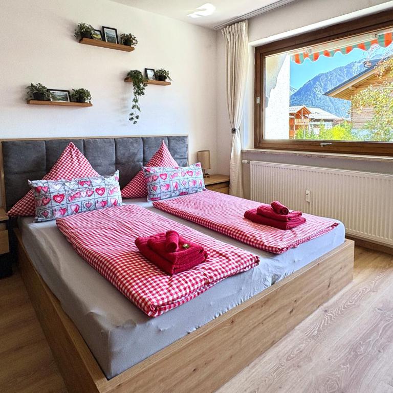 22 BERGFEX Wanderglück mit e-Bikes und Sommer-Bergbahnticket - Apartment mit 1 Schlafzimmer - 2