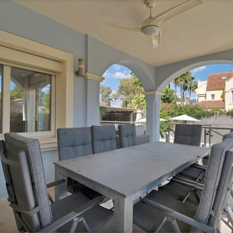 Villa en Puerto Banús - Villa con piscina privada - 5