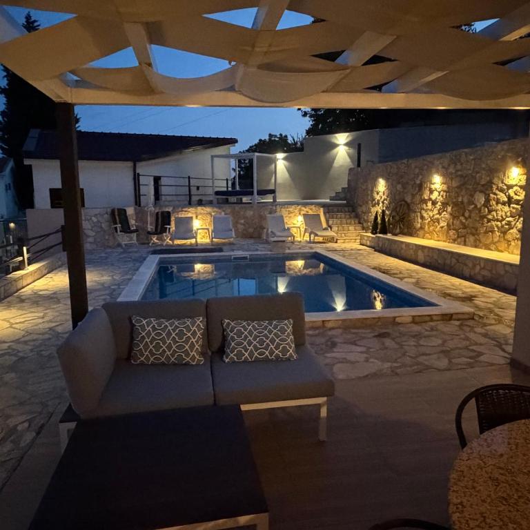 Villa Tunaj new Pool and BBQ - Vila sa 1 Spavaćom Sobom - 22