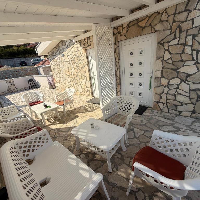 Villa Tunaj new Pool and BBQ - Vila sa 1 Spavaćom Sobom - 40