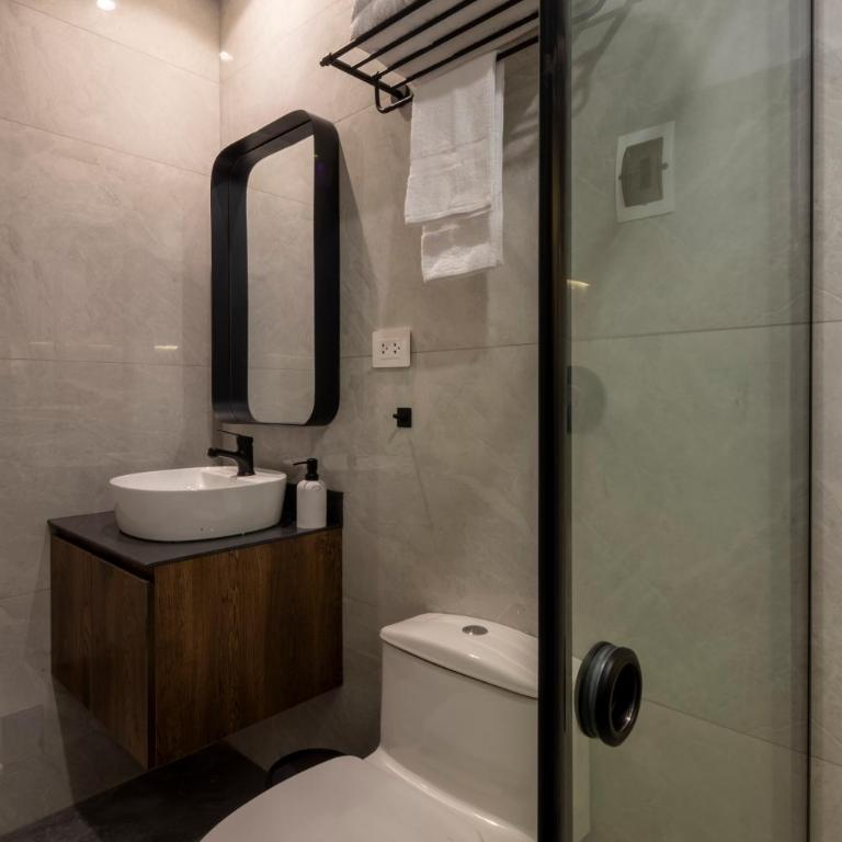 The Corner Residence Cusco - Three-Bedroom Premium Apartment with Balcony - 40