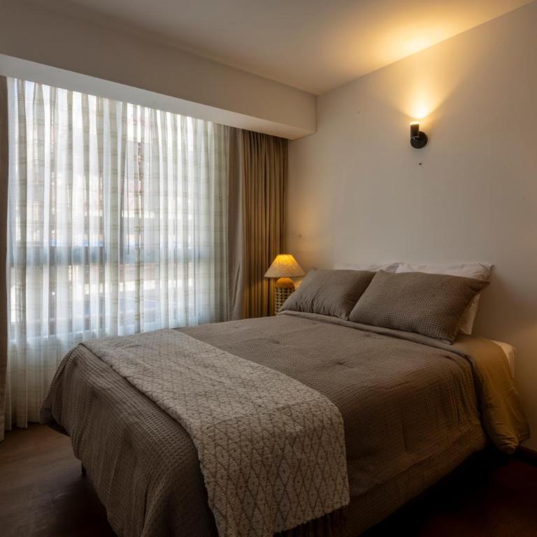 The Corner Residence Cusco - Three-Bedroom Premium Apartment with Balcony - 43