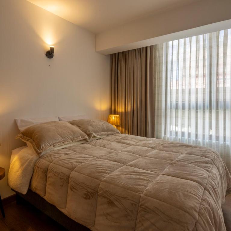 The Corner Residence Cusco - Three-Bedroom Premium Apartment with Balcony - 35