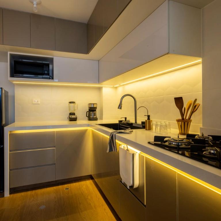 The Corner Residence Cusco - Three-Bedroom Premium Apartment with Balcony - 23