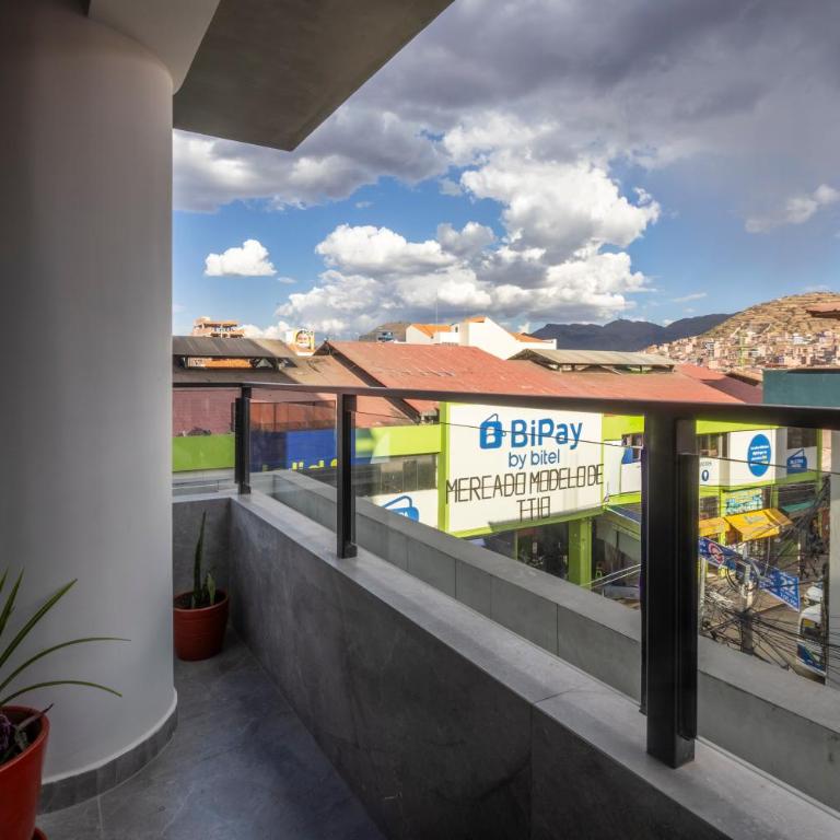 The Corner Residence Cusco - Three-Bedroom Premium Apartment with Balcony - 25