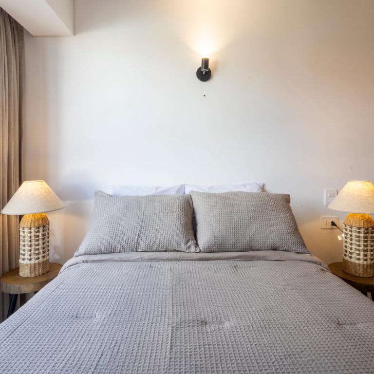 The Corner Residence Cusco - Three-Bedroom Premium Apartment with Balcony - 42