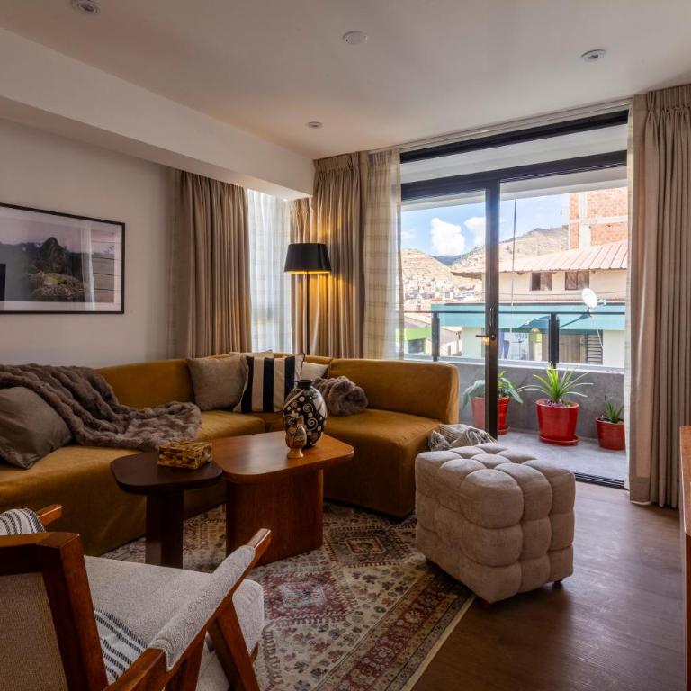The Corner Residence Cusco - Three-Bedroom Premium Apartment with Balcony - 16