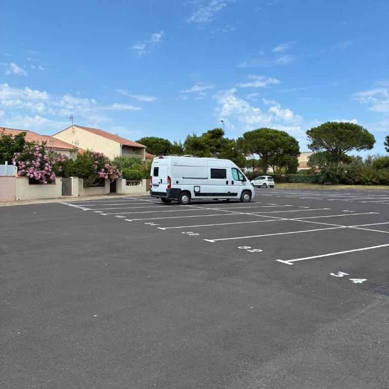 Sarah Secret SPOT studio parking 400m plage Rdc - Appartement 2 Chambres - 22