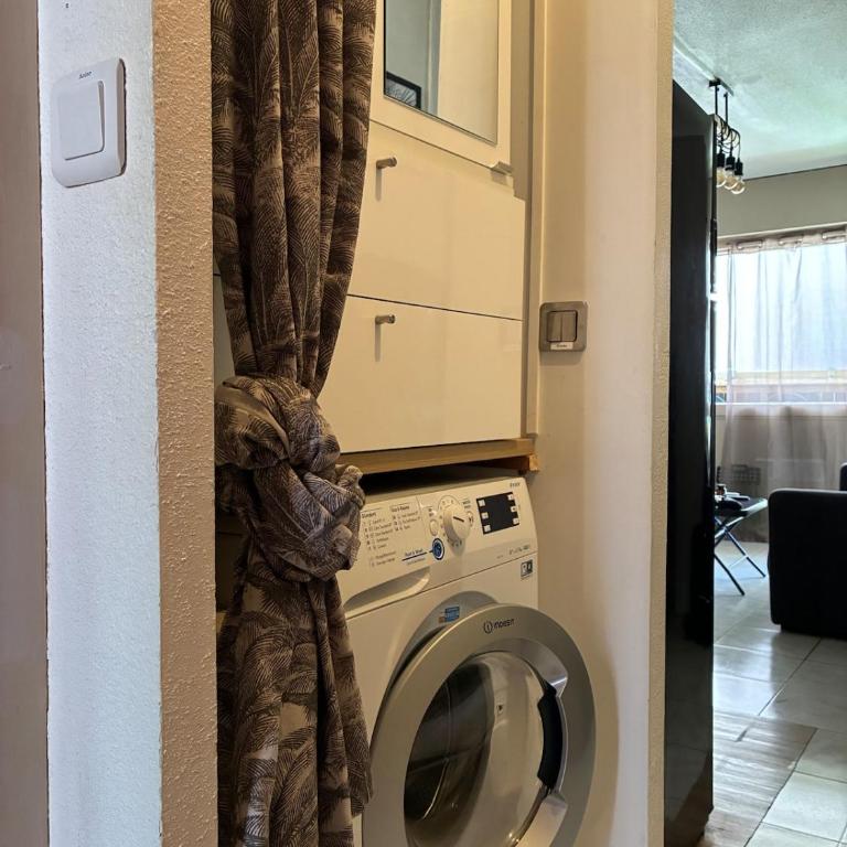 Sarah Secret SPOT studio parking 400m plage Rdc - Appartement 2 Chambres - 10