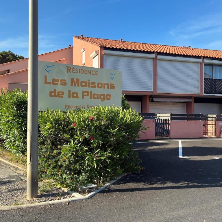 Sarah Secret SPOT studio parking 400m plage Rdc - Appartement 2 Chambres - 17