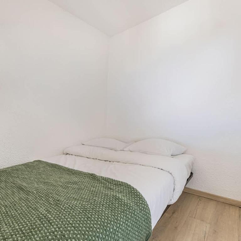 Residence Cimes de Caron, Ski In-Out with WiFi in Val Thorens, "V12" by Versant Collection - Appartamento con 1 Camera da Letto, Balcone e Vista Montagna - 3