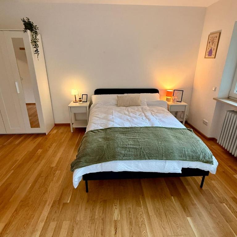 Large Munich apartment for 8 guests with 2 bathrooms - Appartamento - 1