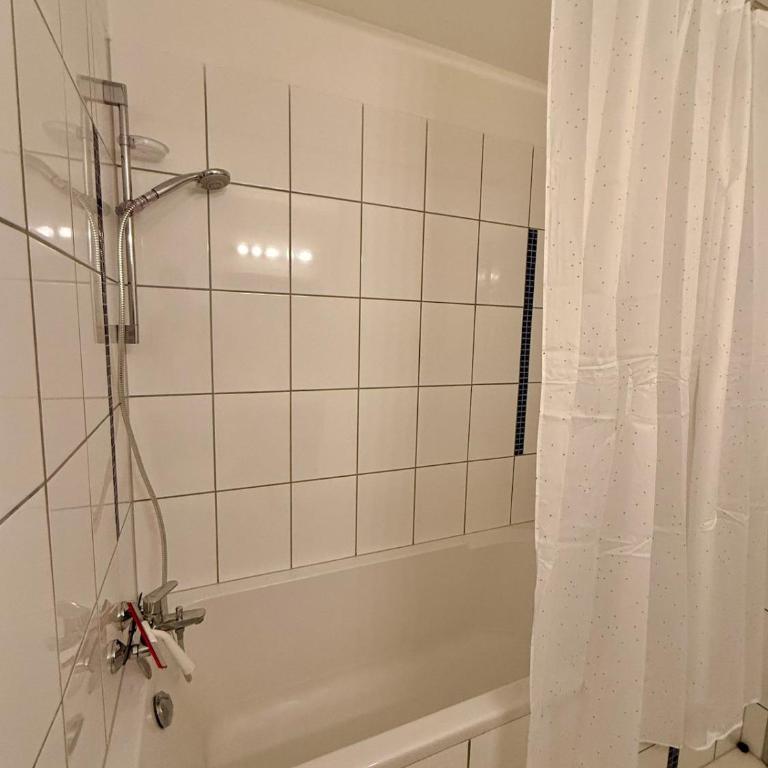 Large Munich apartment for 8 guests with 2 bathrooms - Appartamento - 7