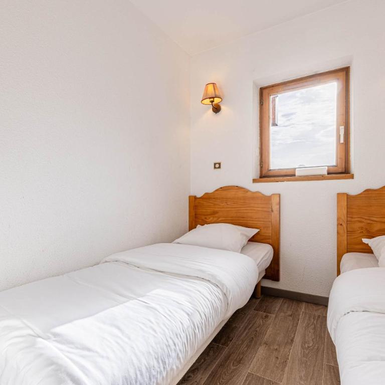 Residence Altineige, Ski In-Out with WiFi in Val Thorens, "V9" by Versant Collection - Appartement - 2