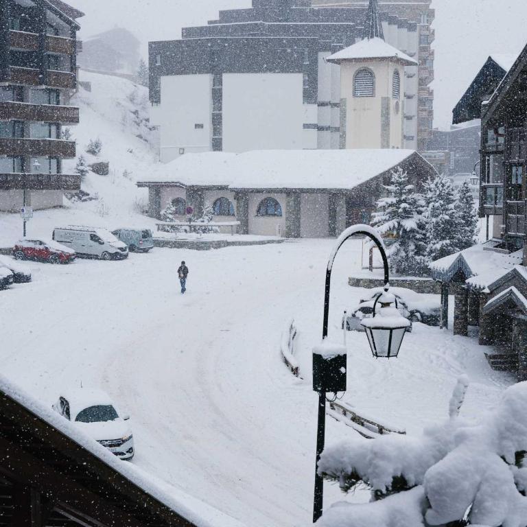 Residence Altineige, Ski In-Out with WiFi in Val Thorens, "V9" by Versant Collection - Appartement - 7