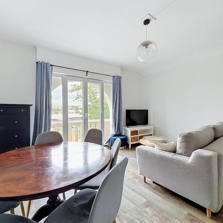 Appart vue Stade Philippe Marcombre 5 pers 128 LIBERATION B - Appartement 2 Chambres - 5