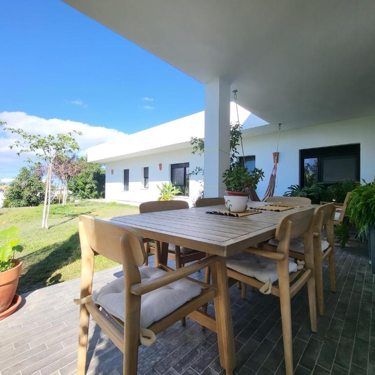 Family house with nice garden 10min from Sanlúcar - Casa de 3 dormitorios - 10