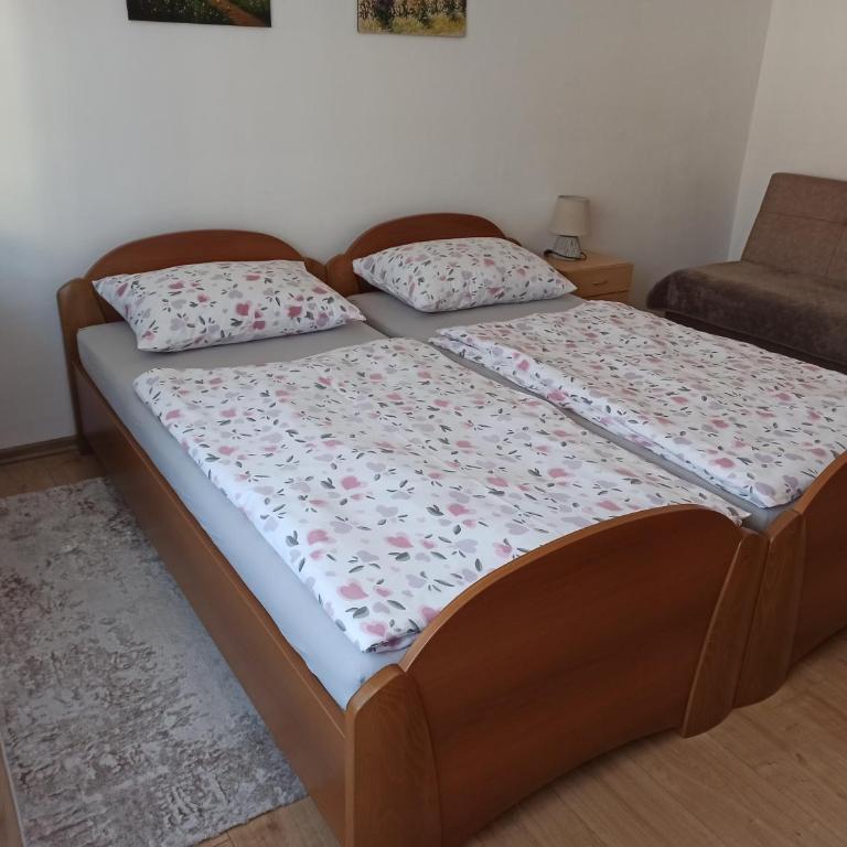 Peaceful Courtyard Apartment Sarajevo - One-Bedroom Apartment - 16