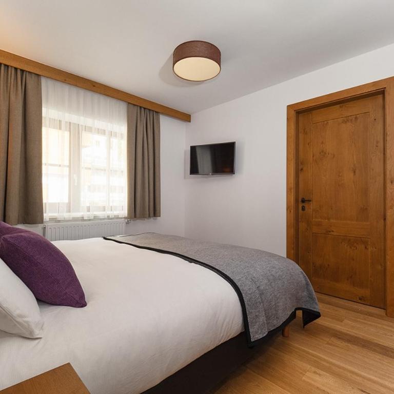 Les Allues Chalet - Shick and Cozy II - One-Bedroom Apartment - 10
