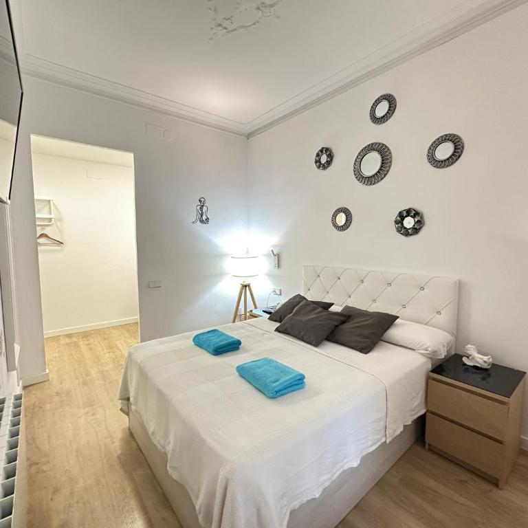Alojamiento Sagra - Camera Tripla con Bagno in Comune - 1
