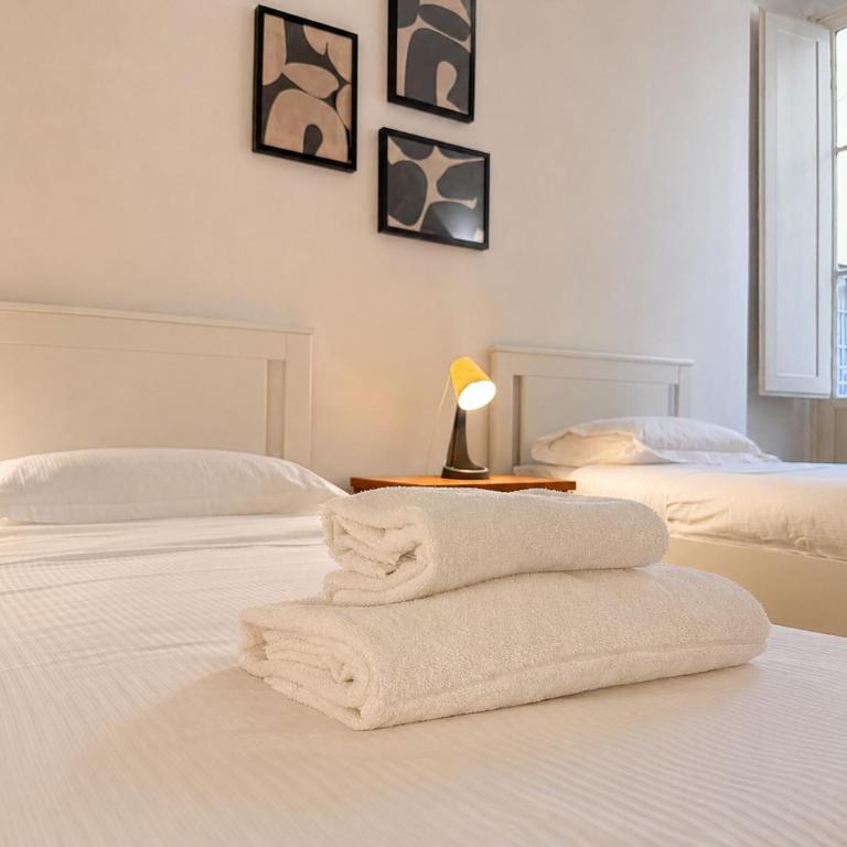 Servi 34 - Three-Bedroom Apartment - 14