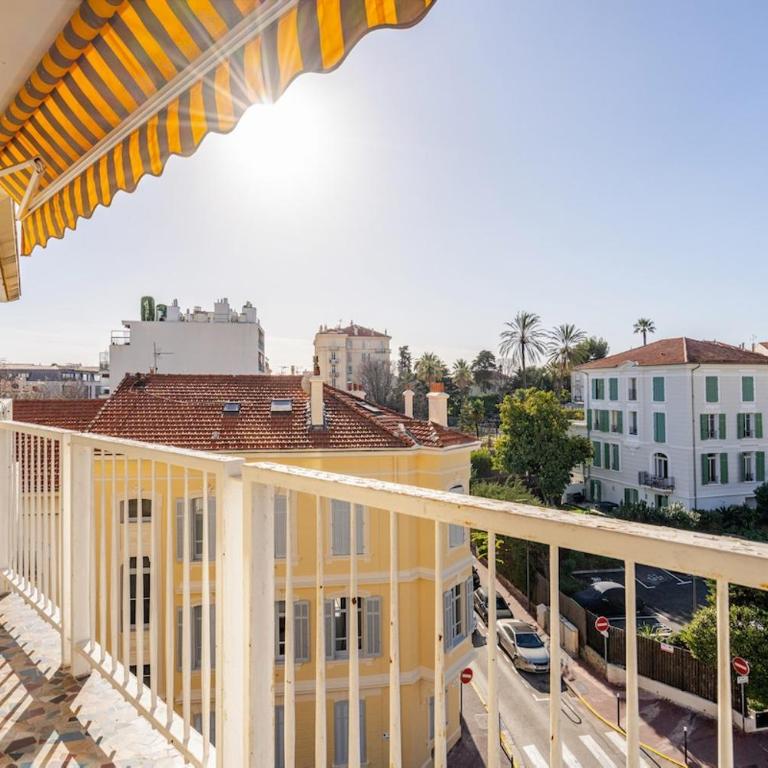 Upscale apartment with panoramic balcony - Appartement 2 Chambres - 27