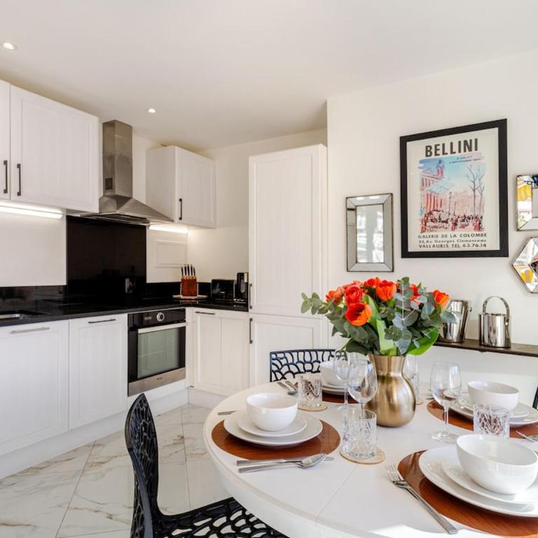Upscale apartment with panoramic balcony - Appartement 2 Chambres - 40