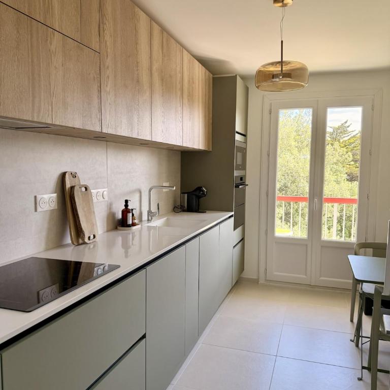 Bel appartement de 75 m2 à 150 m de la plage - Appartement 1 Chambre - 13