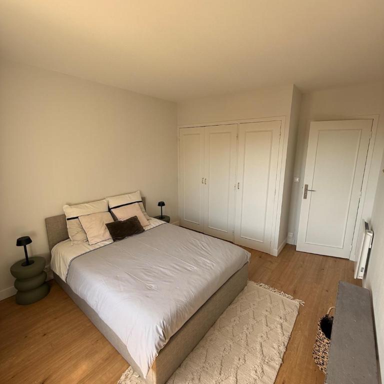 Bel appartement de 75 m2 à 150 m de la plage - Appartement 1 Chambre - 9