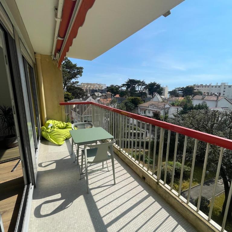 Bel appartement de 75 m2 à 150 m de la plage - Appartement 1 Chambre - 7