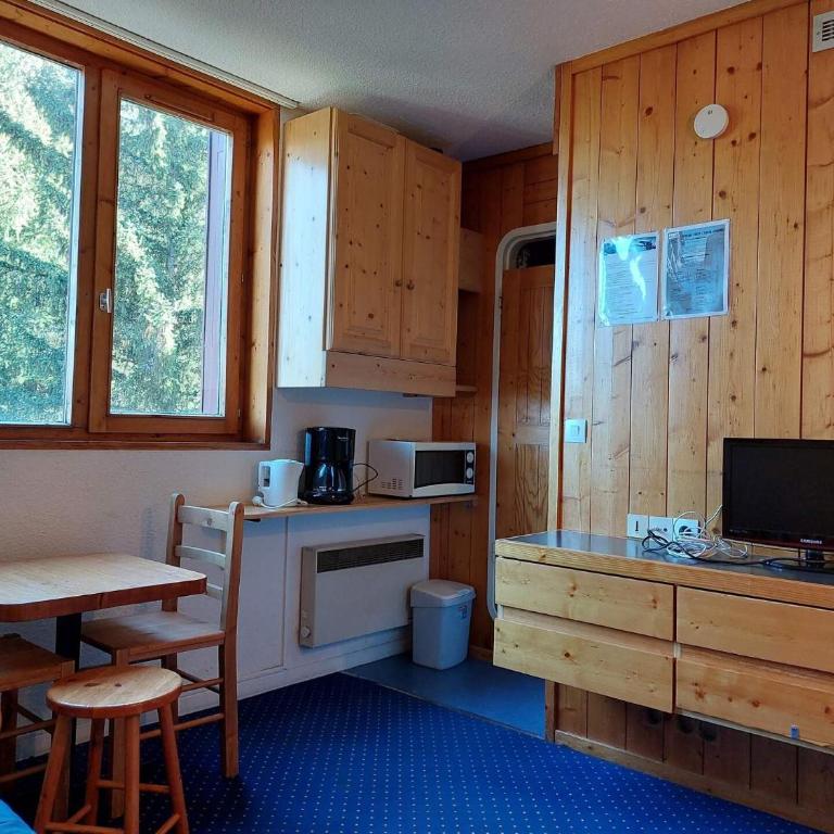 Résidence Nova - Studio 2 personnes, dans le village des Villards à Arc 1800, proche des pistes et des commodités MAE-2220 - Studio - 2