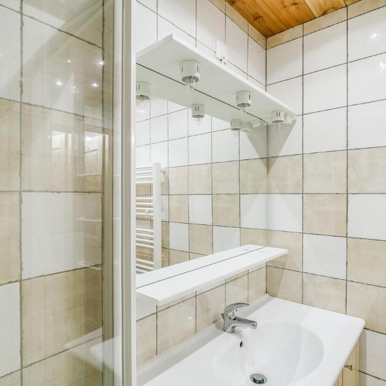 Résidence Cascade - Superbe studio cabine 5 personnes à Arc 1600, ski aux pieds et proche des commerces MAE-2066 - Apartamento - 10