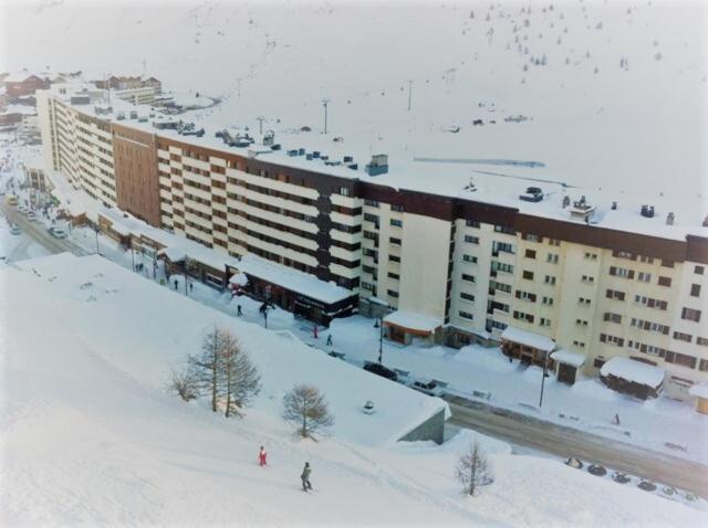 Résidence Le Palafour - Studio 2 personnes à Tignes au pied des pistes, des commerces proche de l'ESF, de l'office du tourisme dans le quartier du lac. MAE-2159 - Studio - 6