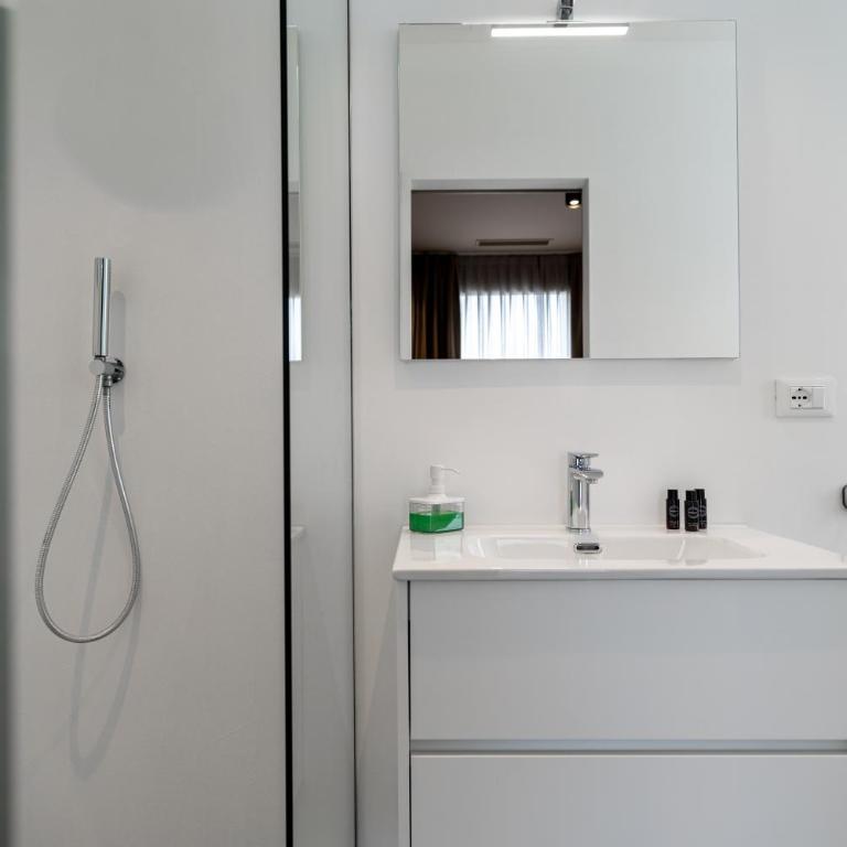Amare Suite & Apartments - Camera Matrimoniale - 10