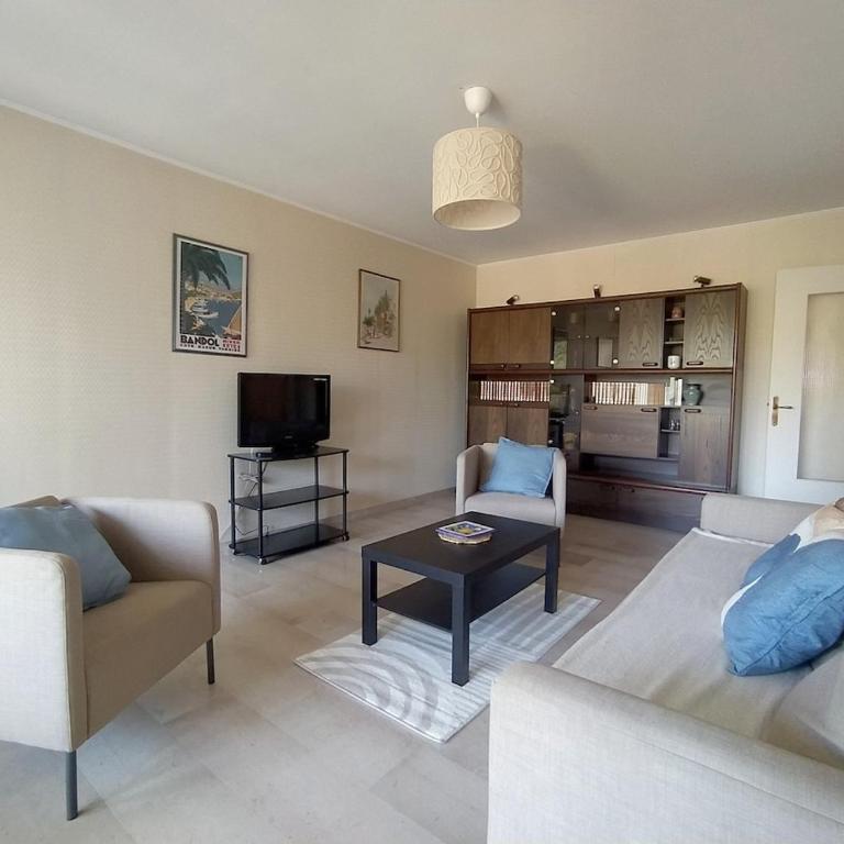 Spacieux T3 proche gare et plage - Appartement 2 Chambres - 5