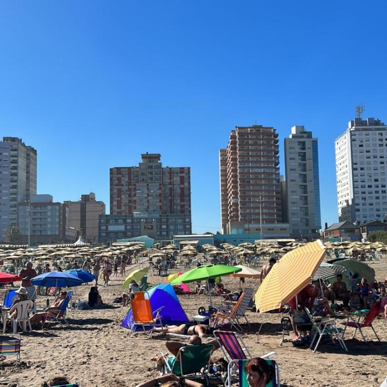 Departamento sol y mar con vista al mar - Apartamento de 2 dormitorios - 3
